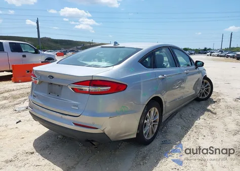 2020 Ford Fusion Se z USA, uszkodzony, nr VIN 3FA6P0HD0LR150679